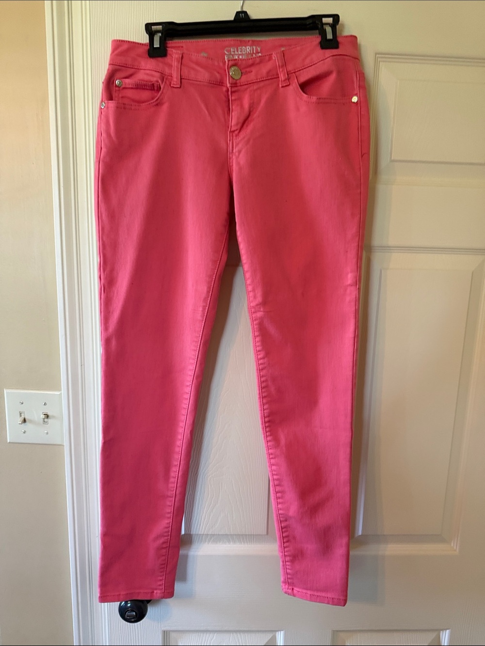 Celebrity Pink Calypso coral colored Skinny Jeans